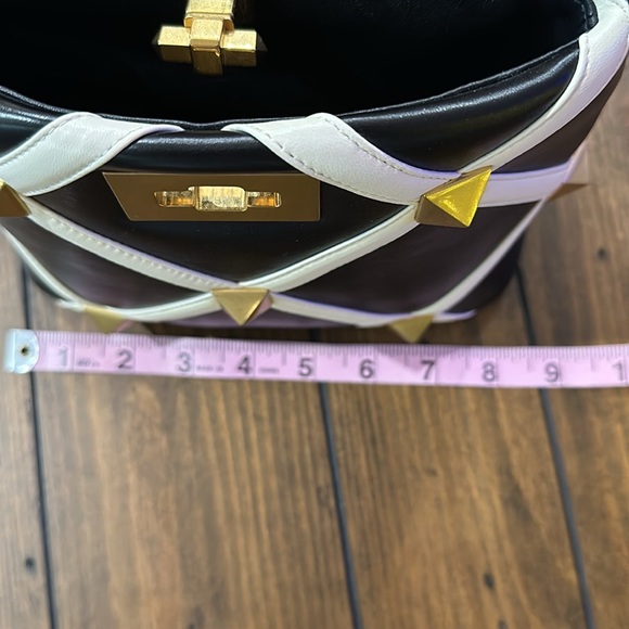 SOLD Valentino Black and White - Picture 6 of 13